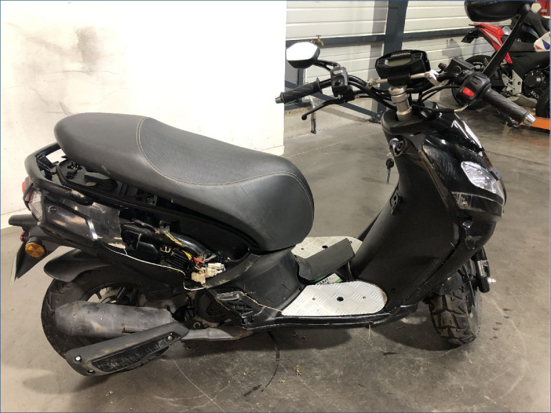 PEUGEOT 50 STREETZONE 