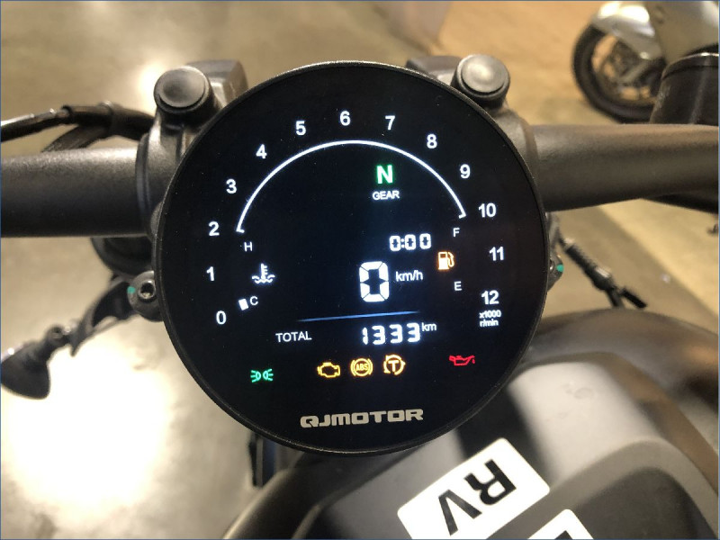 QJMOTOR 600 SRV V2