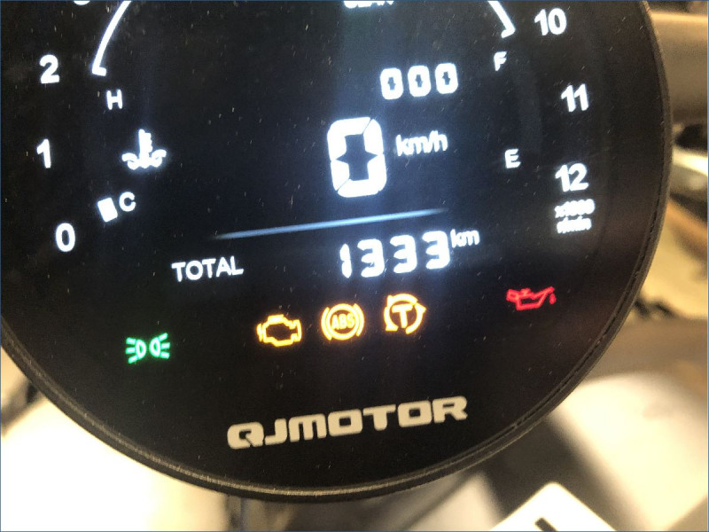 QJMOTOR 600 SRV V2