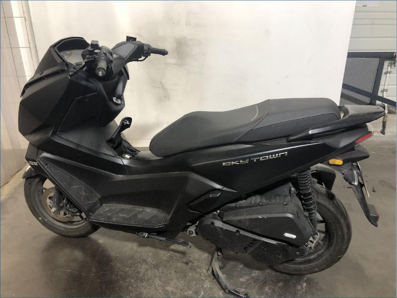 KYMCO 125 SKYTOWN 