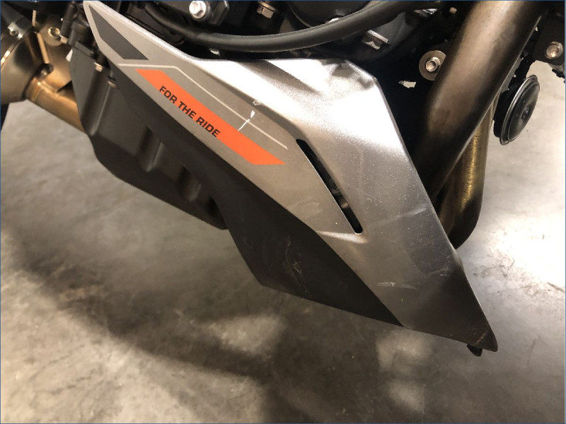 TRIUMPH 765 STREET TRIPLE RS