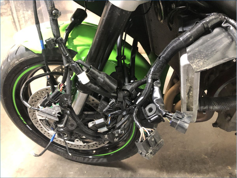 KAWASAKI ZX6R 636 