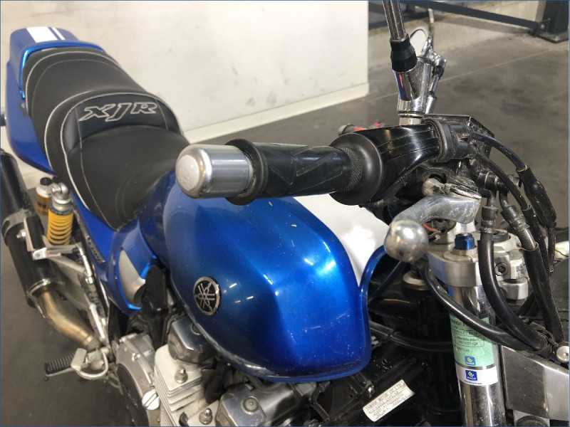 YAMAHA 1300 XJR 