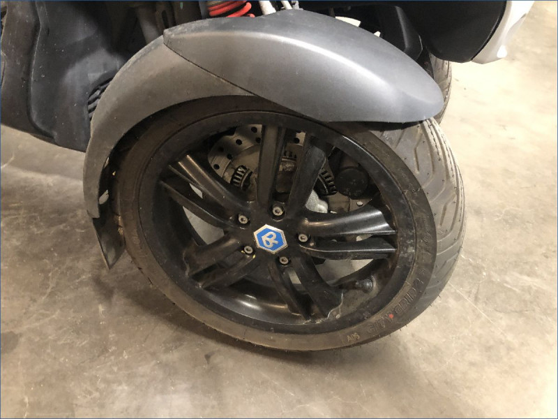 PIAGGIO 300 MP3 HPE