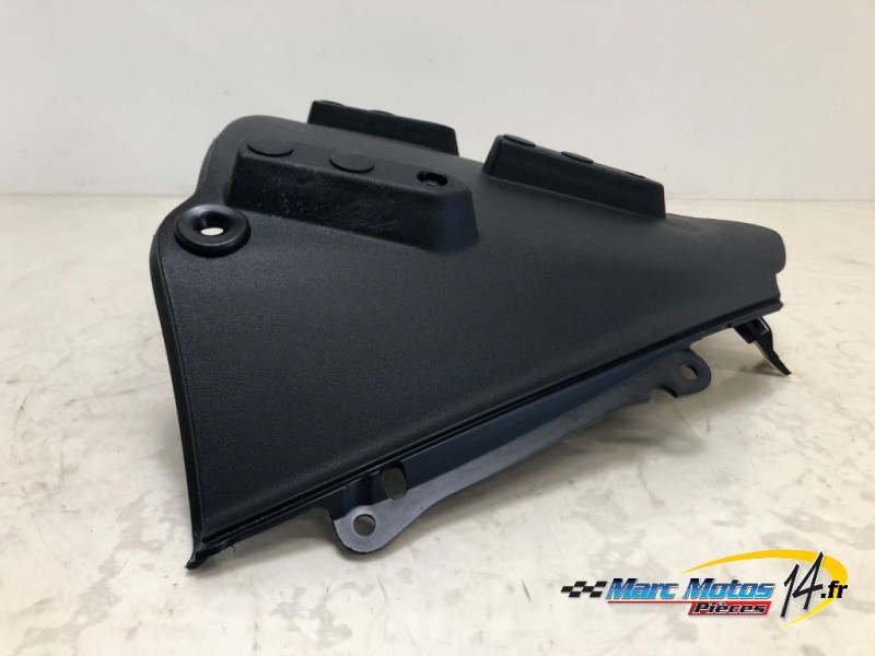 SUPPORT DE BULLE PIAGGIO 500 MP3 LT 2017