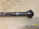 AXE DE ROUE ARRIERE HONDA 125 NSR R 1996