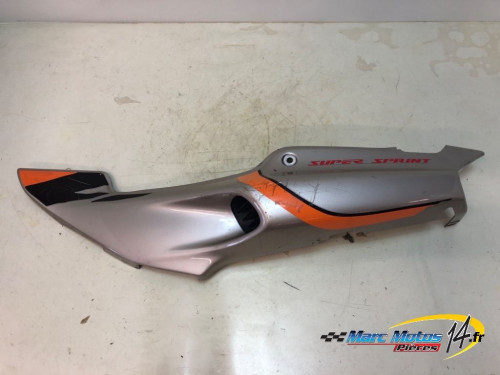 CACHE LATERAL GAUCHE HONDA 125 NSR R 1996