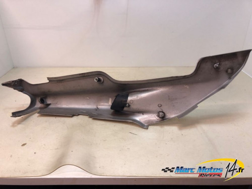 CACHE LATERAL GAUCHE HONDA 125 NSR R 1996