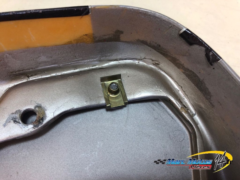 FLANC DE CARENAGE DROIT HONDA 125 NSR R 1996