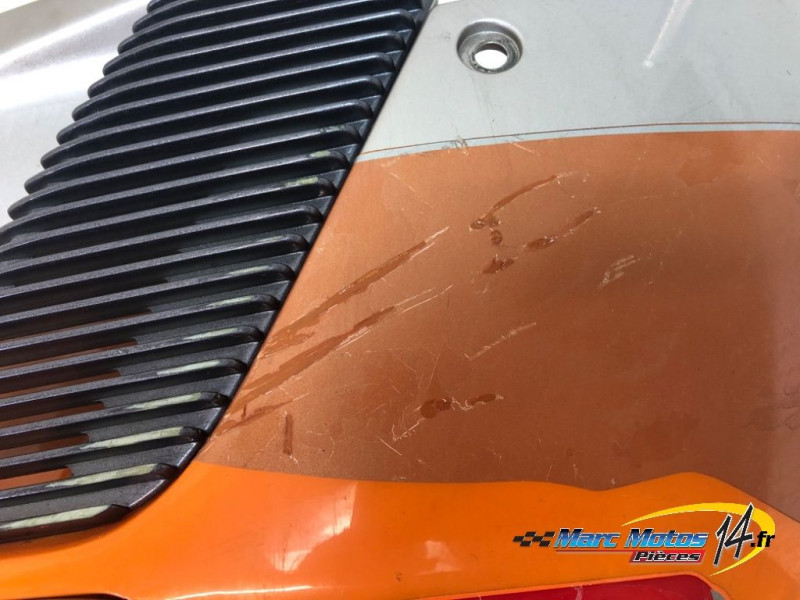 FLANC DE CARENAGE DROIT HONDA 125 NSR R 1996