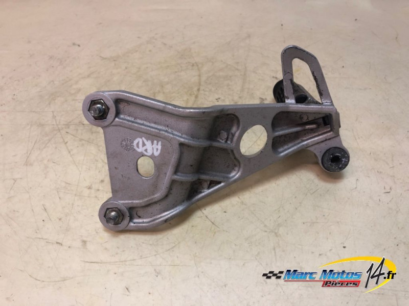 PLATINE ARRIERE DROITE HONDA 125 NSR R 1996