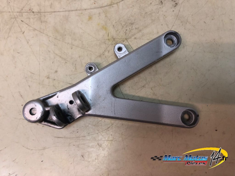PLATINE AVANT DROITE HONDA 125 NSR R 1996