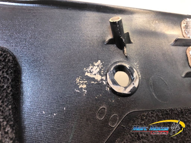 DEMI SABOT DROIT YAMAHA R1 2009