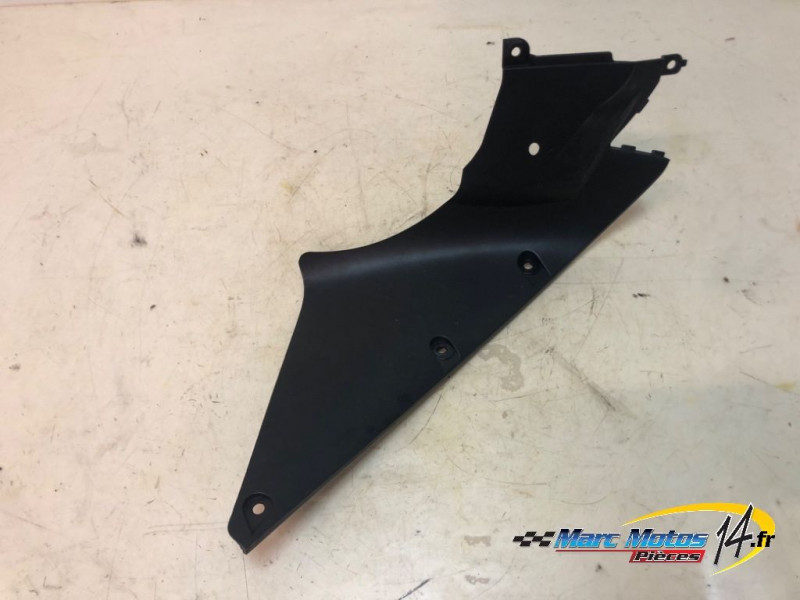 HABILLAGE DE CARENAGE GAUCHE YAMAHA R1 2009