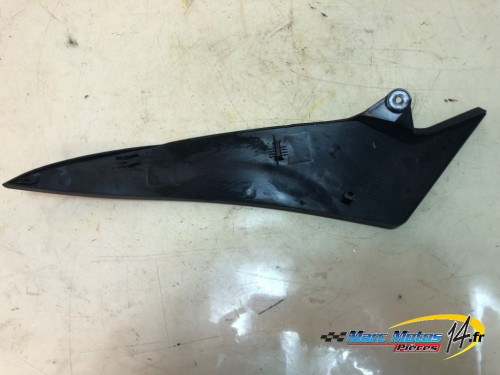 HABILLAGE DE RESERVOIR YAMAHA R1 2009