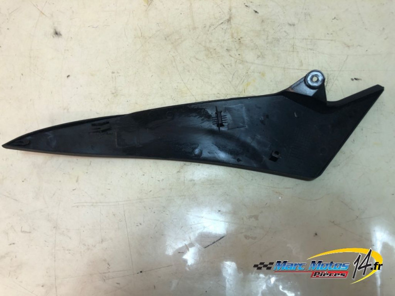 HABILLAGE DE RESERVOIR YAMAHA R1 2009