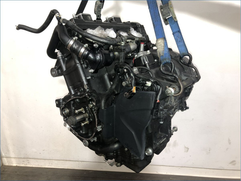 MOTEUR YAMAHA R1 2009