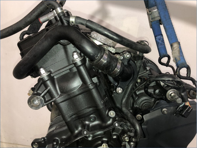 MOTEUR YAMAHA R1 2009