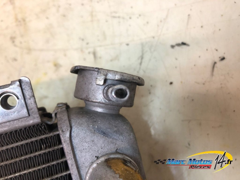 RADIATEUR D'EAU YAMAHA R1 2009