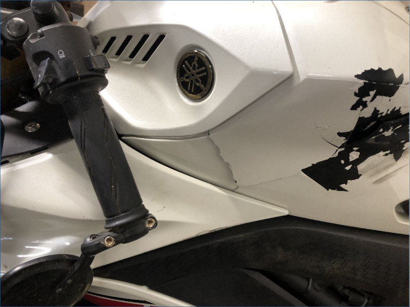YAMAHA R3 