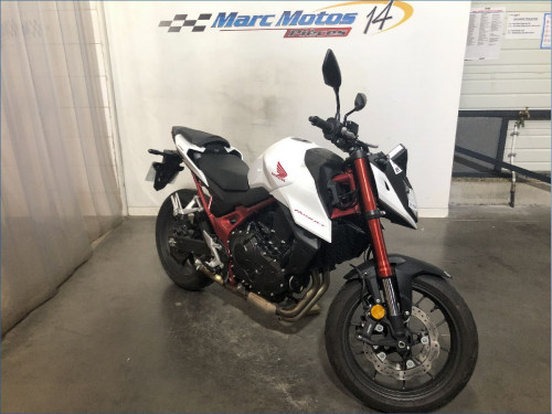 HONDA 750 HORNET 