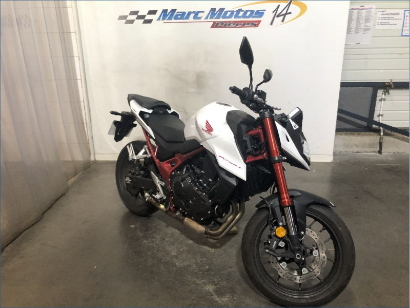 HONDA 750 HORNET 