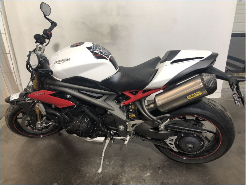 TRIUMPH 1050 SPEED TRIPLE R