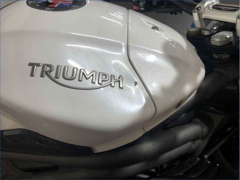 TRIUMPH 1050 SPEED TRIPLE R