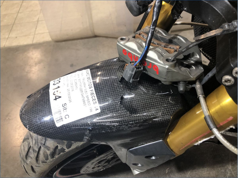 TRIUMPH 1050 SPEED TRIPLE R