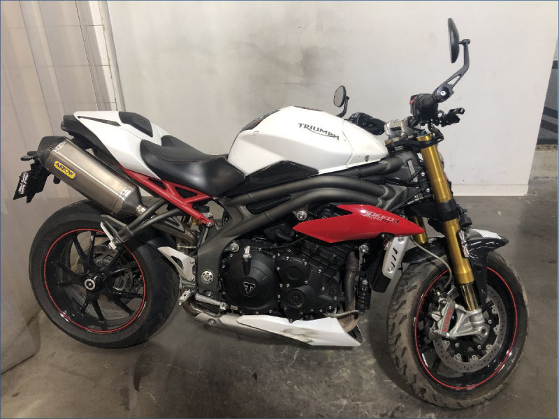 TRIUMPH 1050 SPEED TRIPLE R