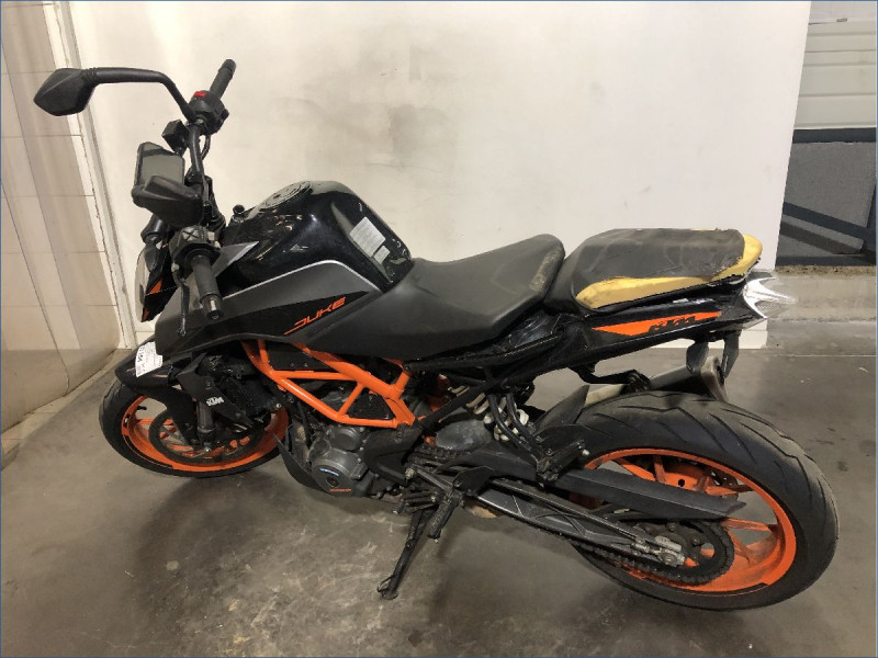 KTM 390 DUKE 