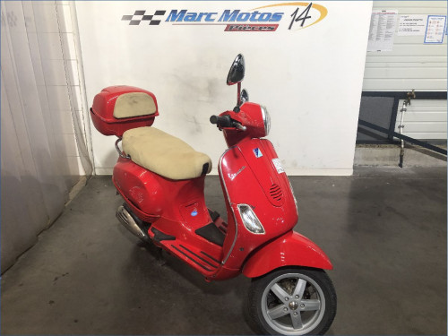 PIAGGIO 125 LX 
