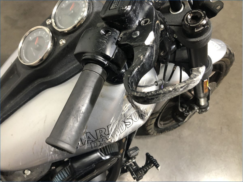 HARLEY-DAVIDSON 1870 SOFTAIL LOW RIDER S 