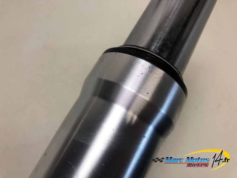 BRAS DE FOURCHE DROIT CAGIVA 1000 RAPTOR 2004