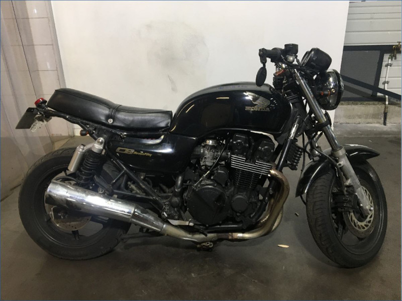 HONDA 750 CB SEVEN FIFTY 