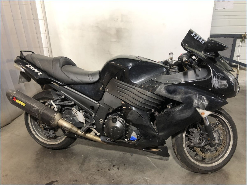 KAWASAKI 1400 ZZR 
