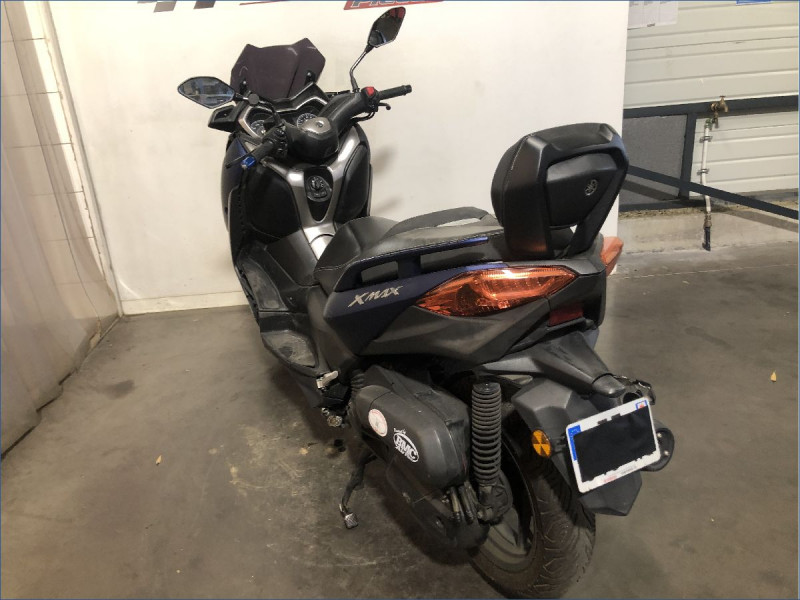 YAMAHA 125 XMAX 
