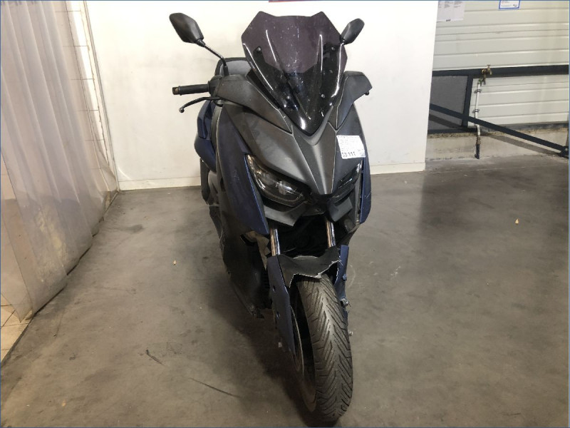 YAMAHA 125 XMAX 