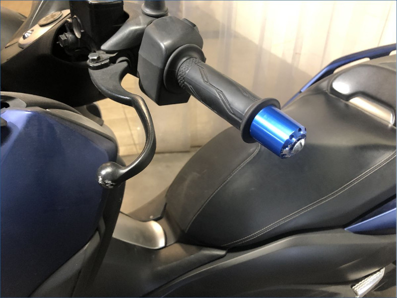 YAMAHA 125 XMAX 