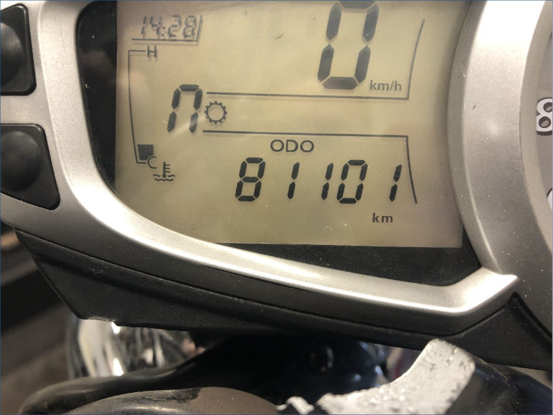 TRIUMPH 675 STREET TRIPLE 