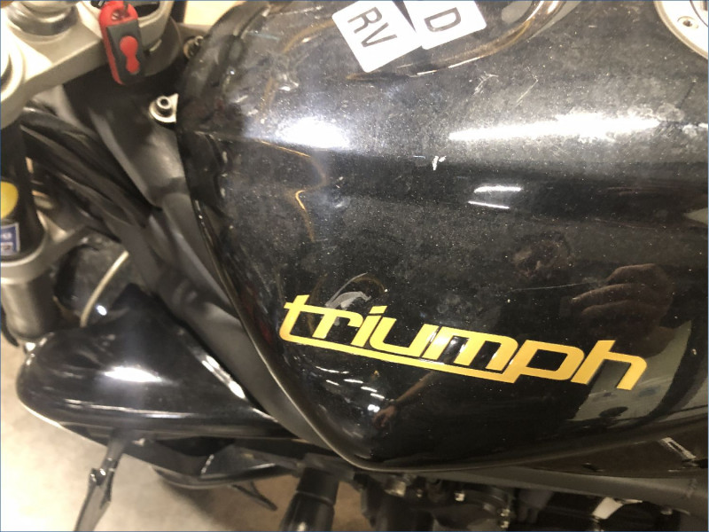 TRIUMPH 675 STREET TRIPLE 