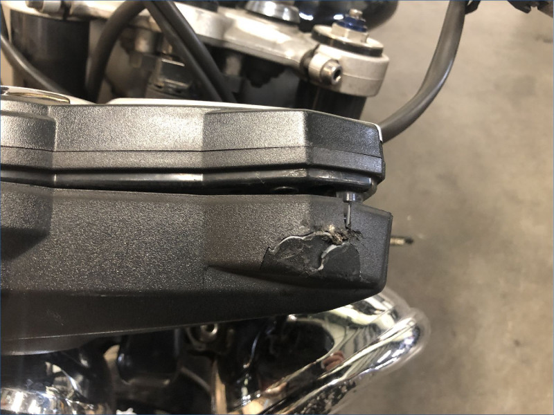 TRIUMPH 675 STREET TRIPLE 