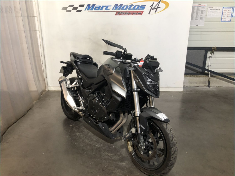 HONDA 750 HORNET A2
