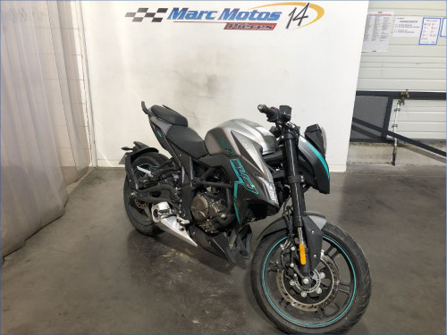 VOGE 300 R 