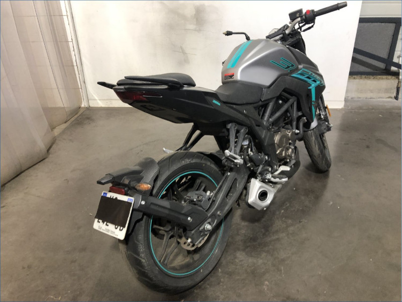 VOGE 300 R 