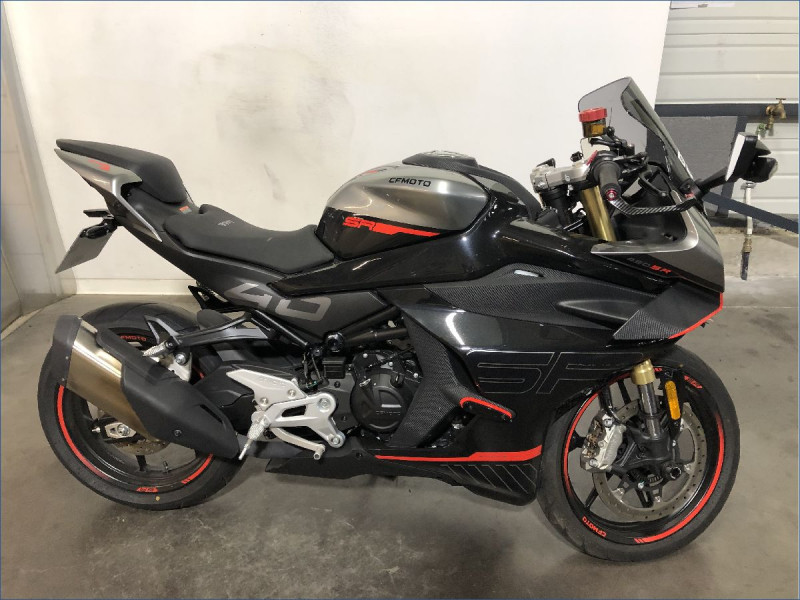 CFMOTO 450 SR 