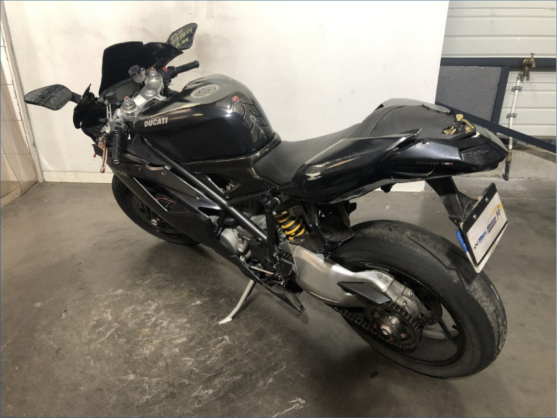 DUCATI 848 