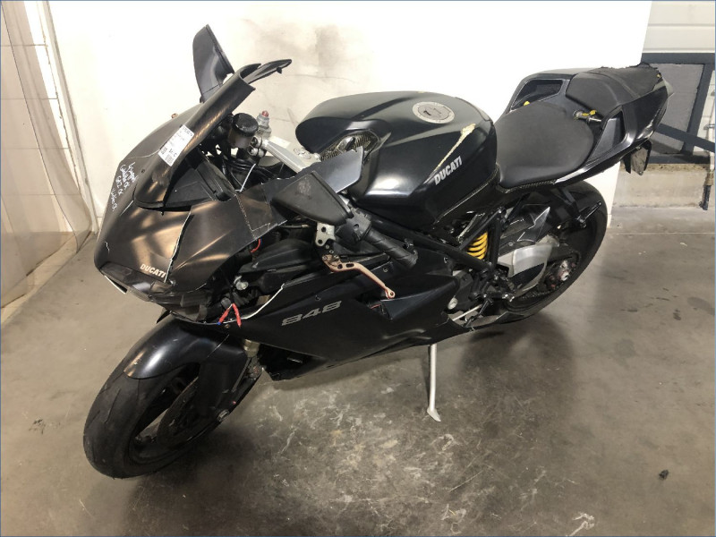 DUCATI 848 