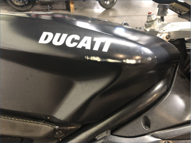 DUCATI 848 