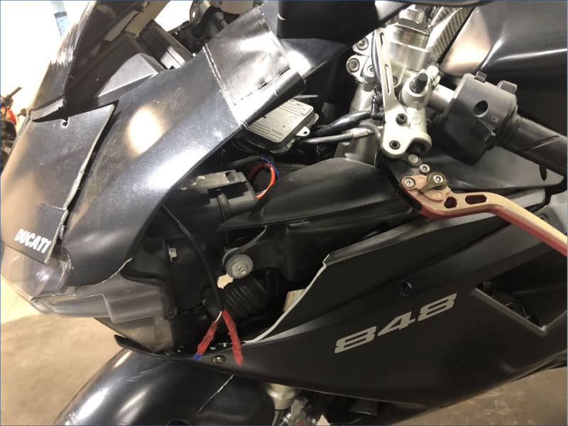DUCATI 848 